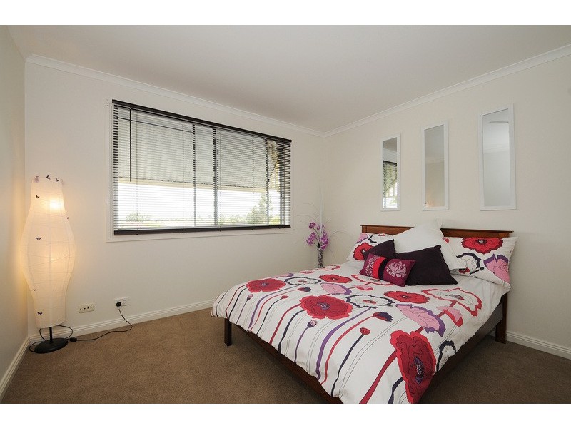 1 Joan Court, Skye VIC 3977