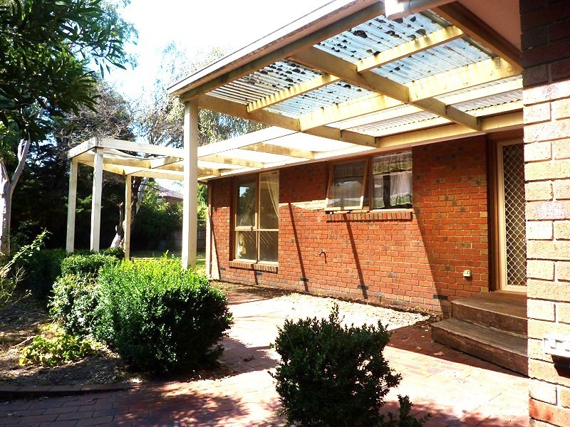 10 Carrington Crescent, Carrum Downs VIC 3201