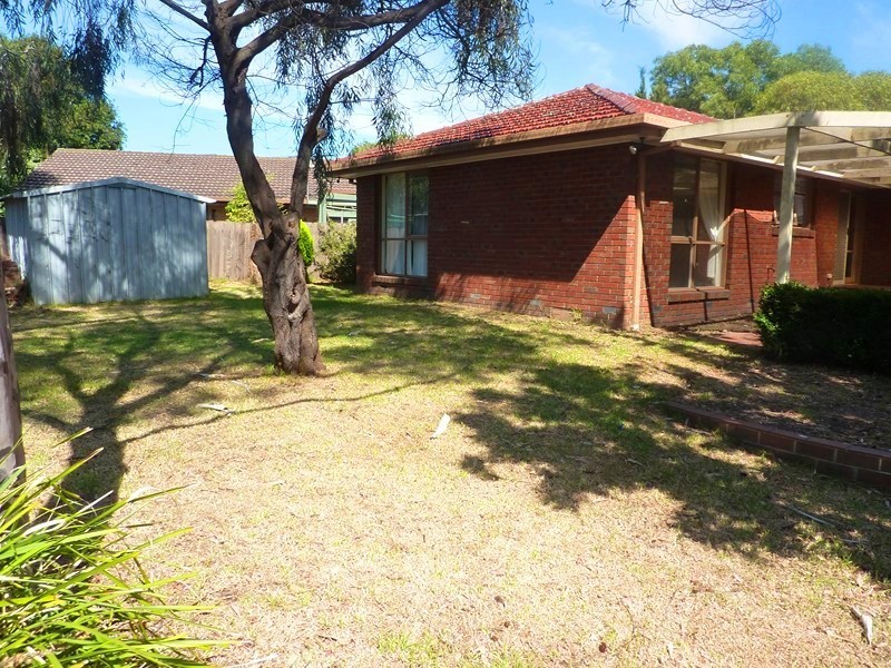 10 Carrington Crescent, Carrum Downs VIC 3201