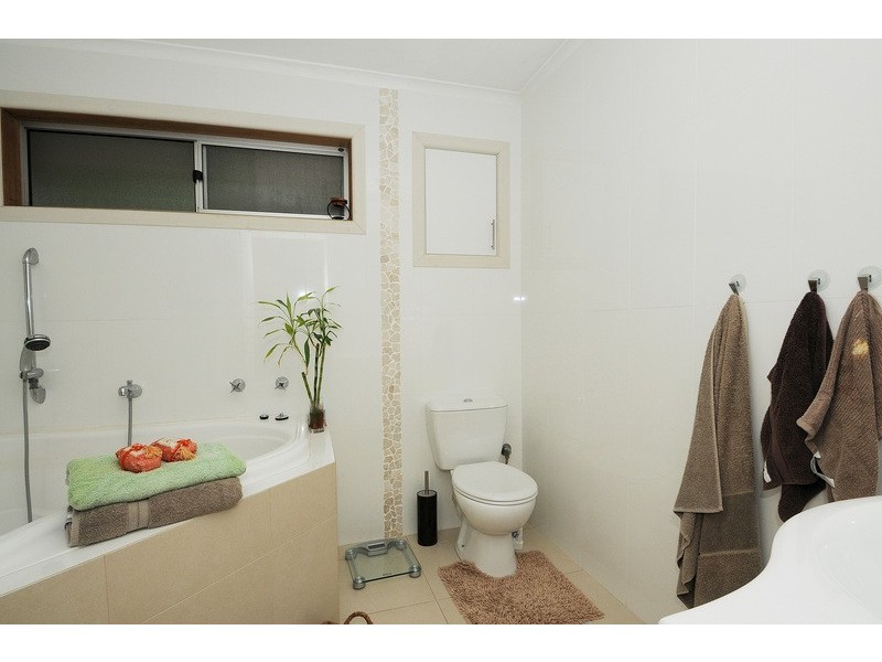 1/30 Broadway, Bonbeach VIC 3196