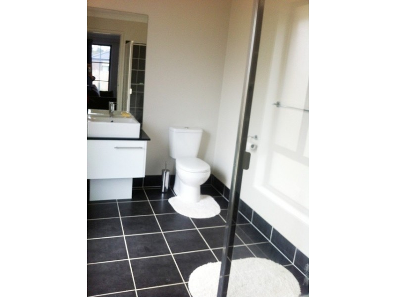 17 Paradise Way, Skye VIC 3977