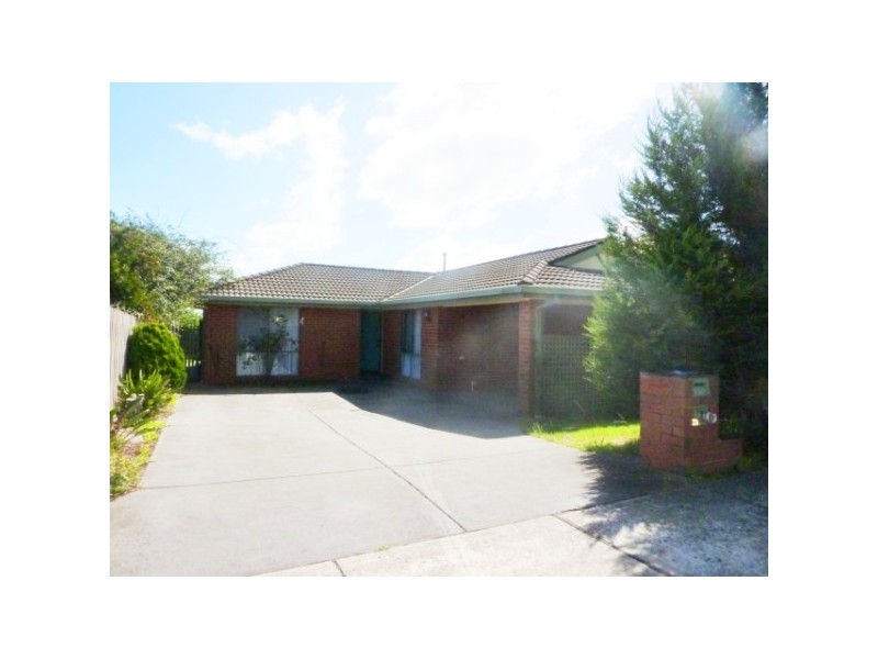 9 Pinewood Drive, Carrum Downs VIC 3201