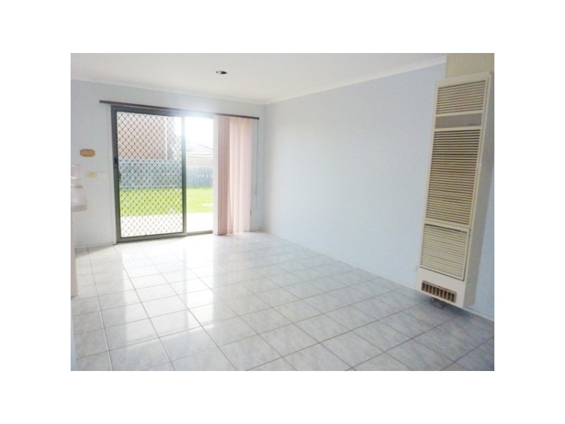 9 Pinewood Drive, Carrum Downs VIC 3201