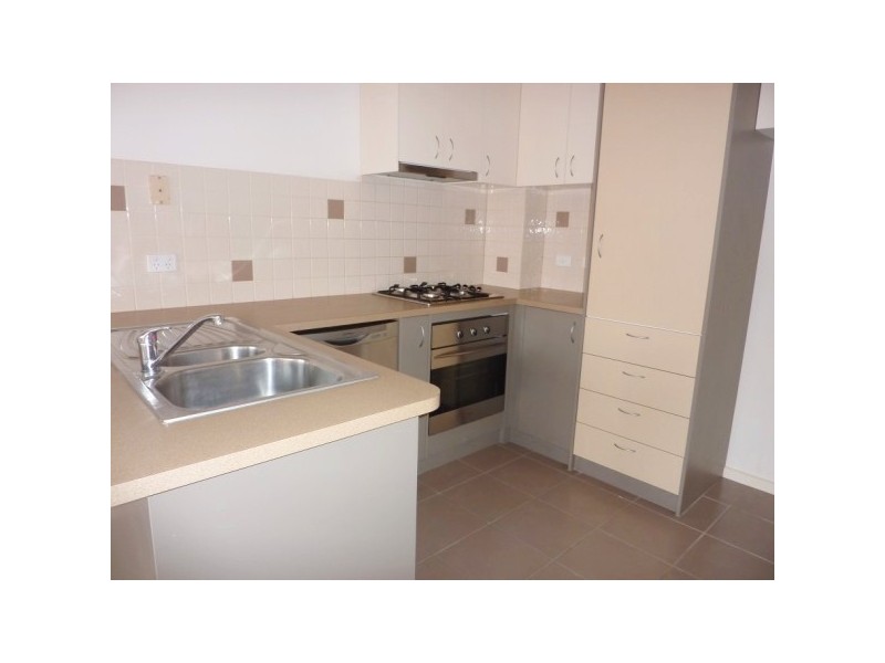 8/10 Hall Road, Carrum Downs VIC 3201