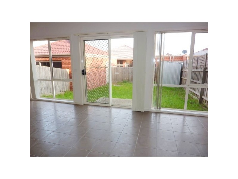 8/10 Hall Road, Carrum Downs VIC 3201