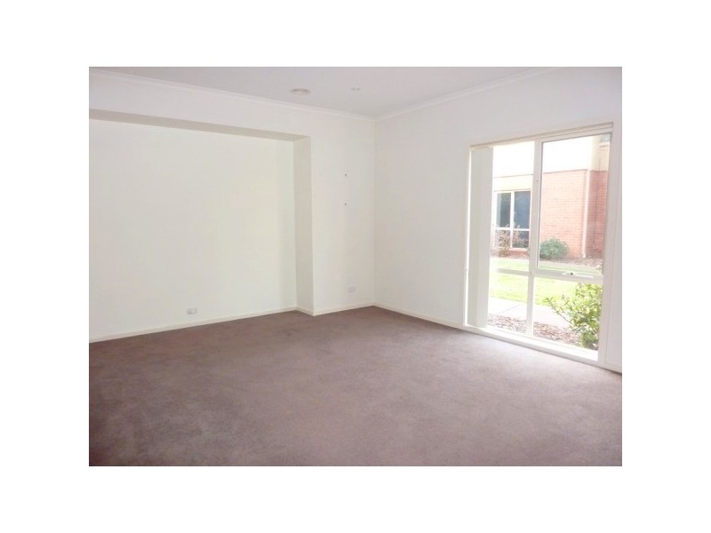 8/10 Hall Road, Carrum Downs VIC 3201