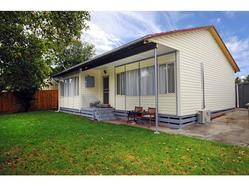 10 Lehmann Crescent, Frankston North VIC 3200