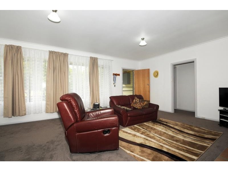 10 Lehmann Crescent, Frankston North VIC 3200