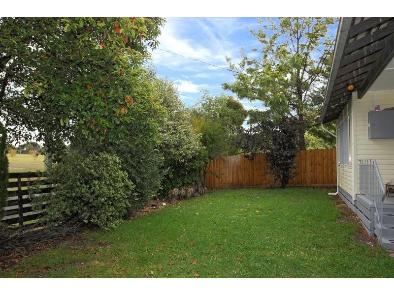 10 Lehmann Crescent, Frankston North VIC 3200