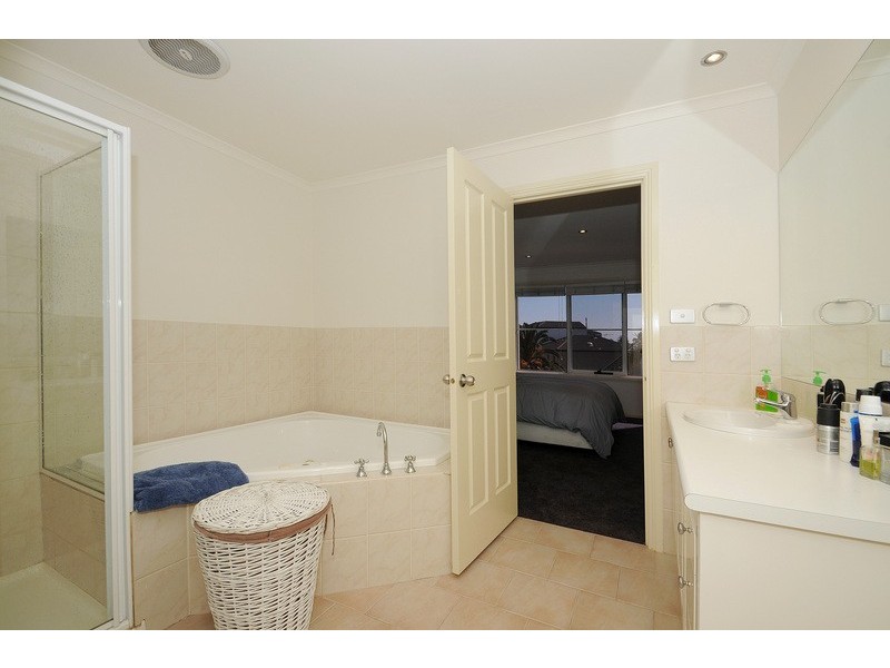 30 Scarborough Drive, Patterson Lakes VIC 3197