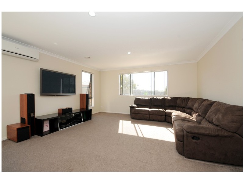 48 Triumph Way, Skye VIC 3977