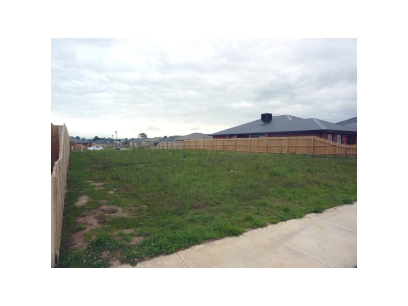 3 Skye Heights Court, Skye VIC 3977