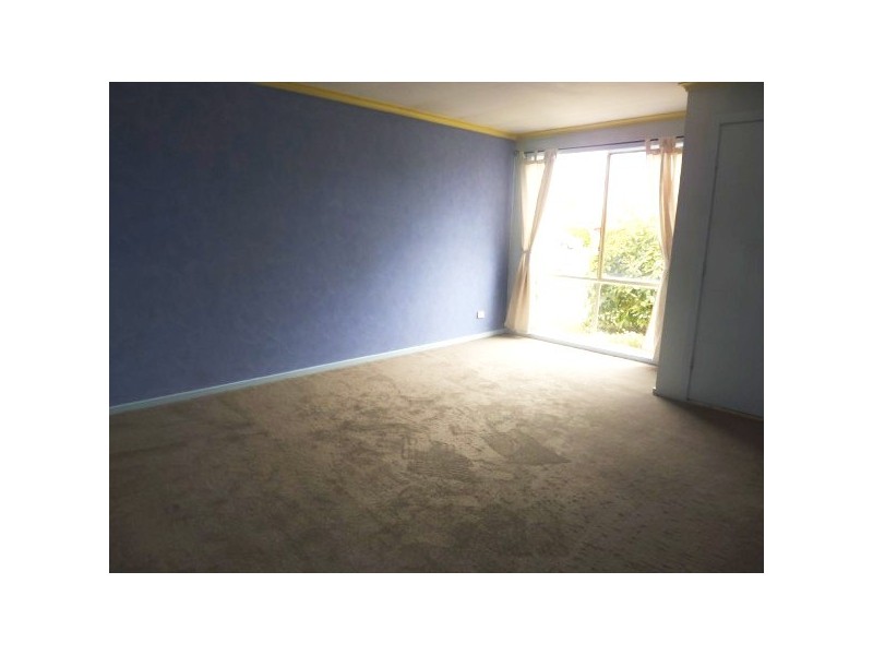 39 Bates Street, Cranbourne West VIC 3977