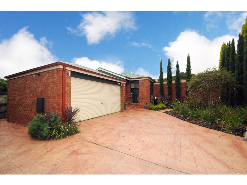 9 Beryl Court, Skye VIC 3977