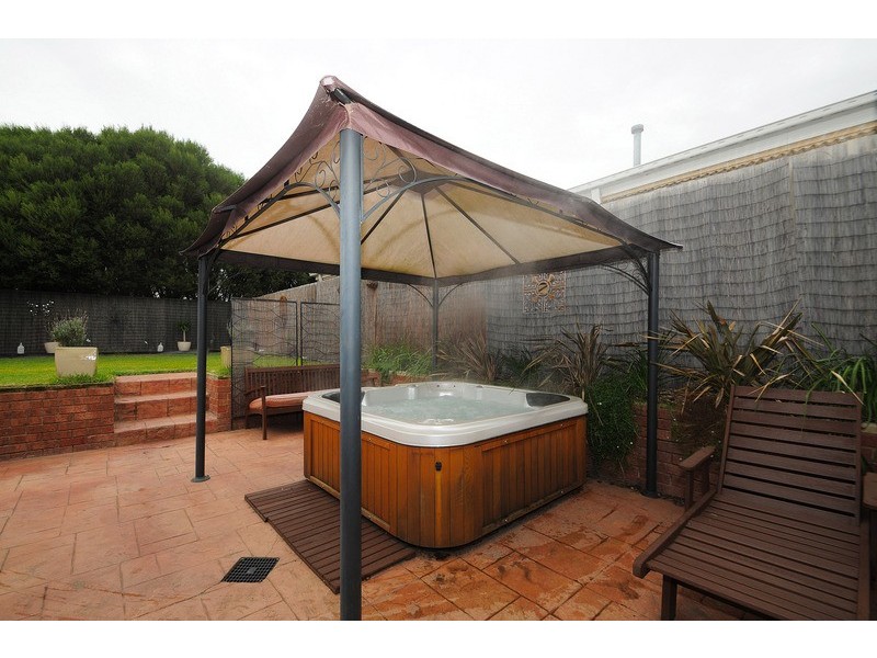 9 Beryl Court, Skye VIC 3977