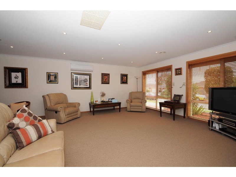 6 Webster Court, Carrum Downs VIC 3201