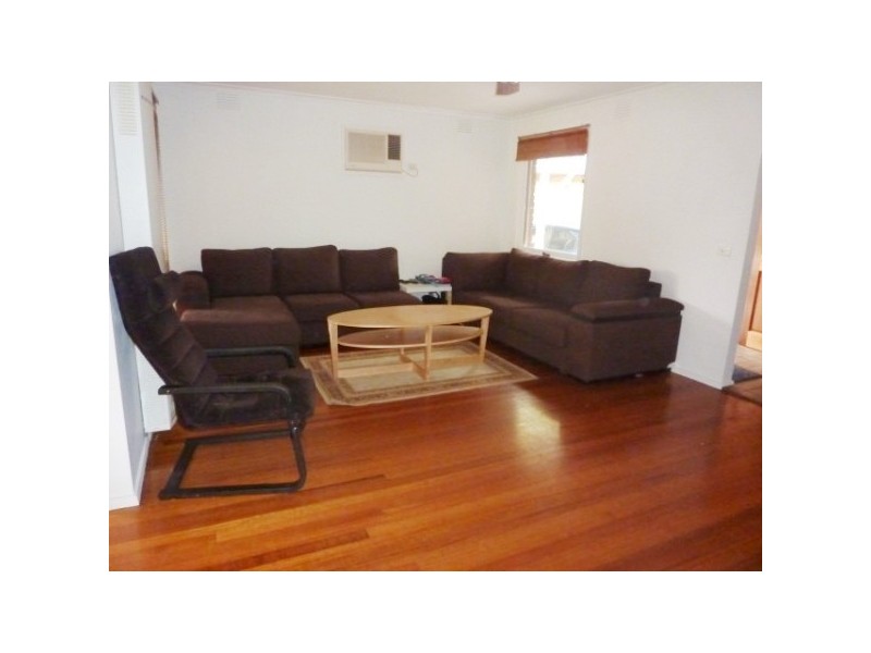 2 Fantail Court, Carrum Downs VIC 3201