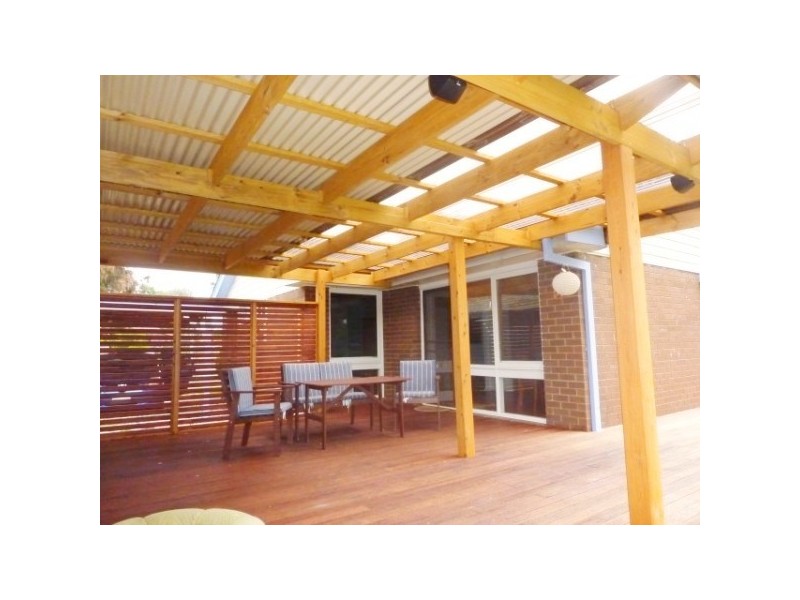 2 Fantail Court, Carrum Downs VIC 3201