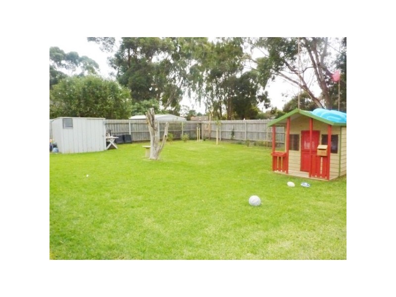 2 Fantail Court, Carrum Downs VIC 3201