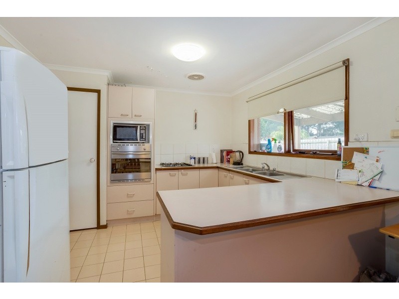 183 Lyrebird Drive, Carrum Downs VIC 3201