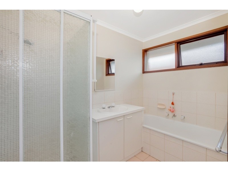 183 Lyrebird Drive, Carrum Downs VIC 3201