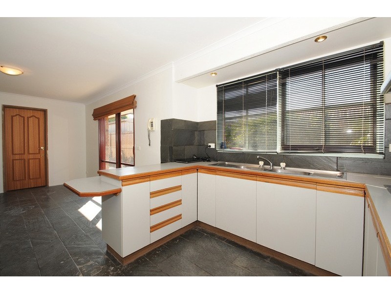 169 Lyrebird Drive, Carrum Downs VIC 3201