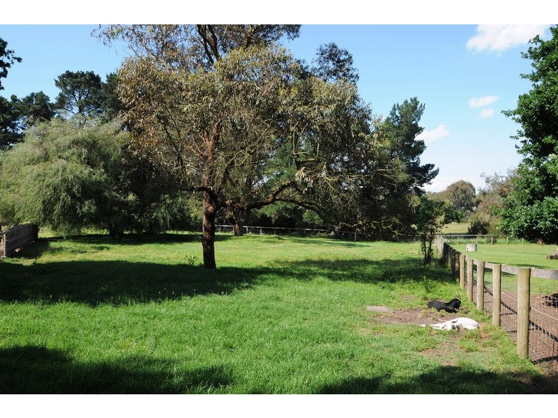 620 Cranbourne-Frankston Rd, Cranbourne South VIC 3977