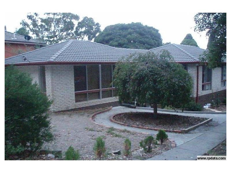 31 Wallace Ave, Frankston VIC 3199