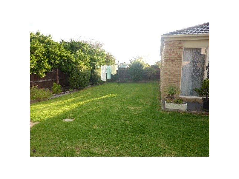 7 Banjo Bvd, Carrum Downs VIC 3201