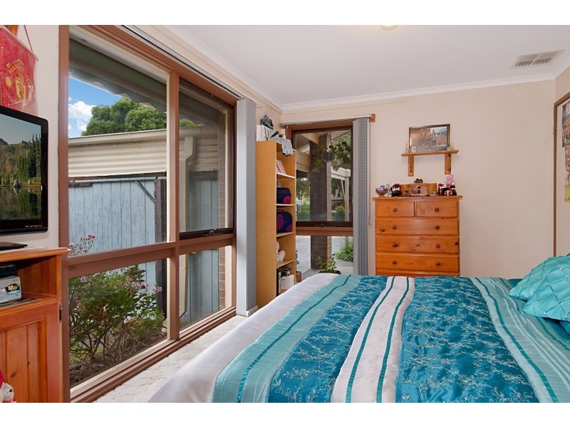 21 Shearwater Drive, Carrum Downs VIC 3201