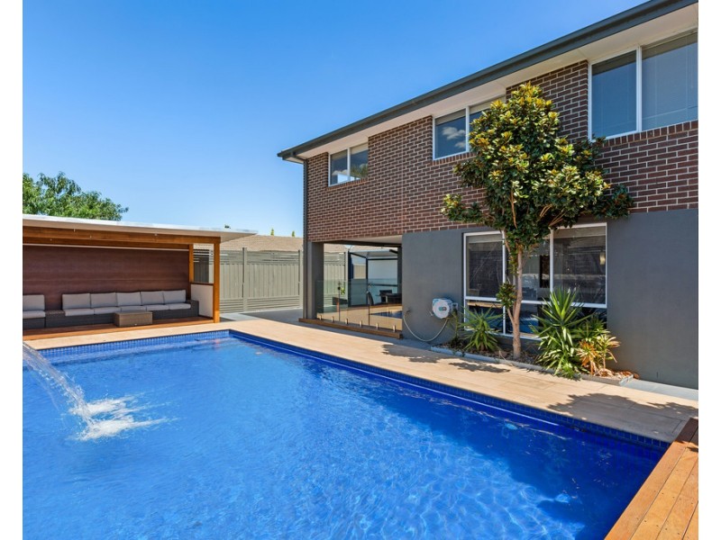 18 Clendon Court, Carrum Downs VIC 3201