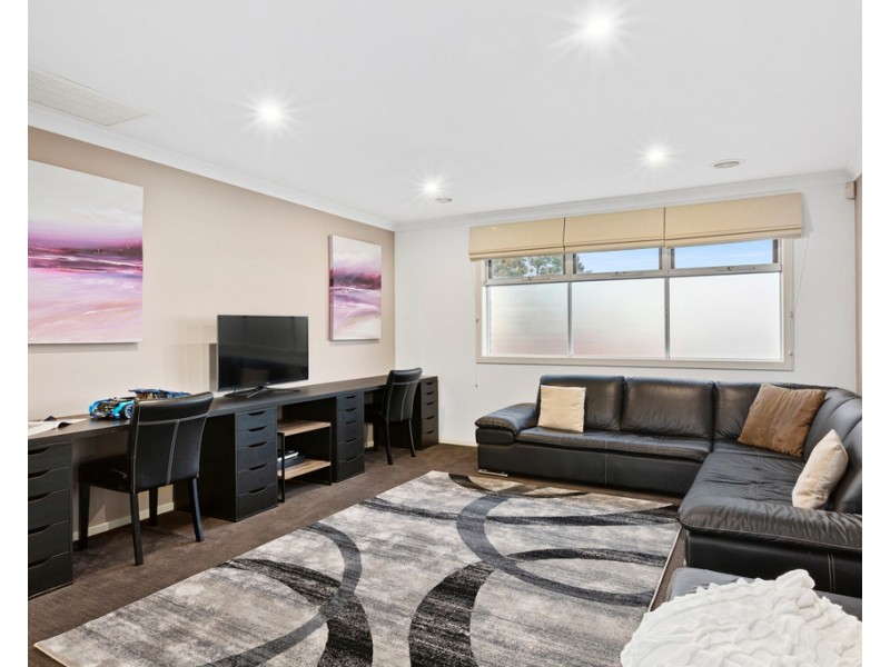 18 Clendon Court, Carrum Downs VIC 3201