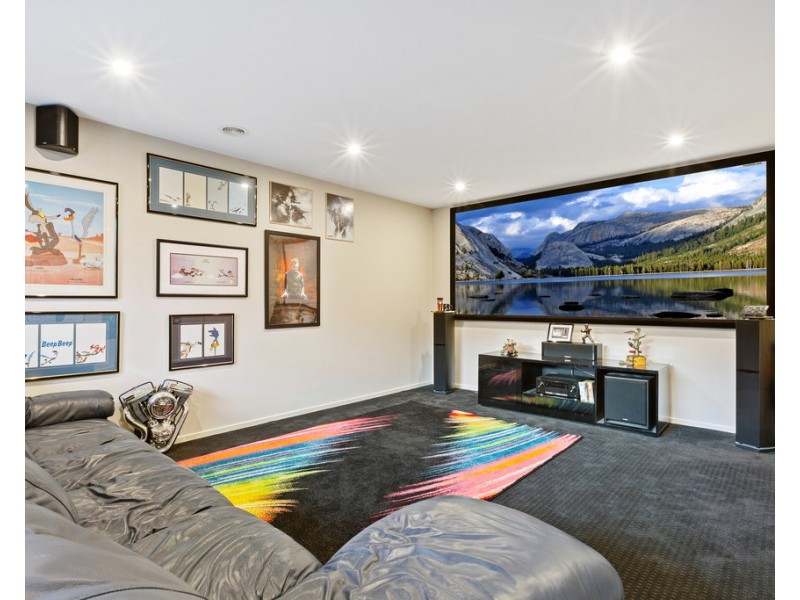 18 Clendon Court, Carrum Downs VIC 3201