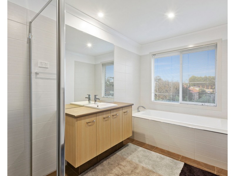 18 Clendon Court, Carrum Downs VIC 3201