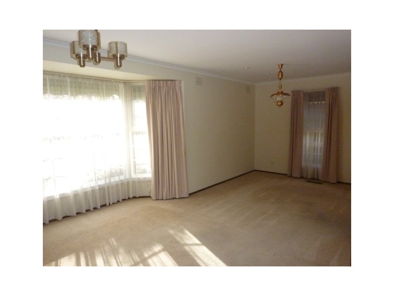 158 McMahons Road, Frankston VIC 3199