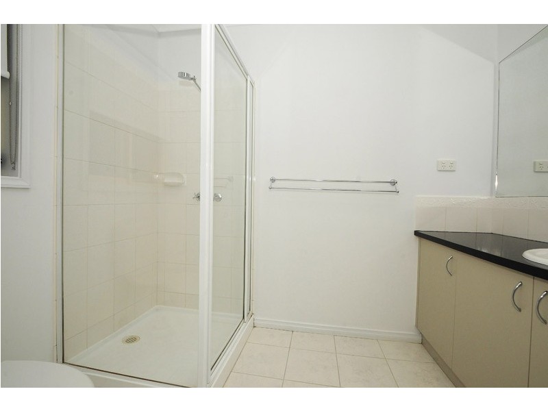 10 Coco Parade, Skye VIC 3977