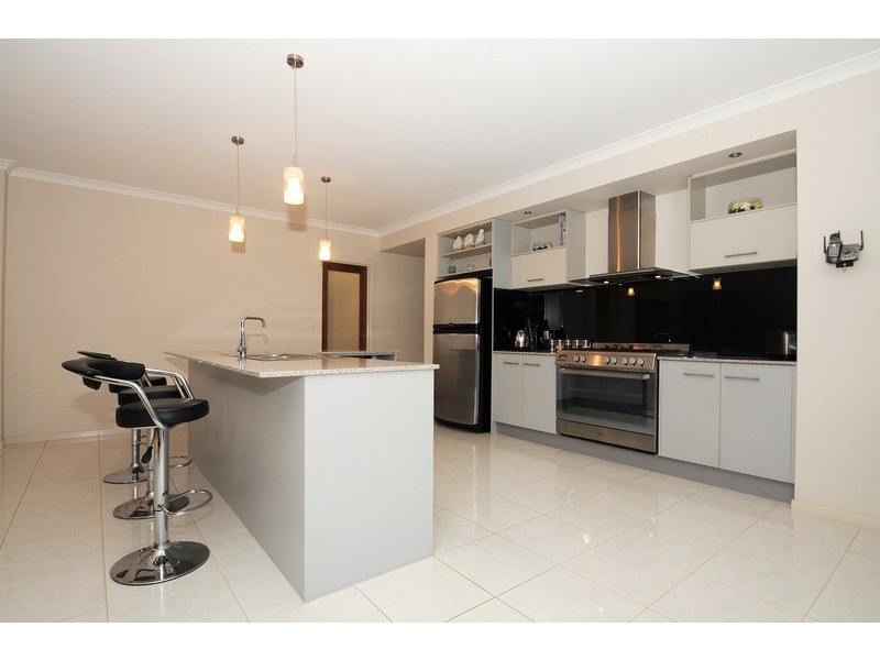 18 Black Wallaby Drive, Langwarrin VIC 3910