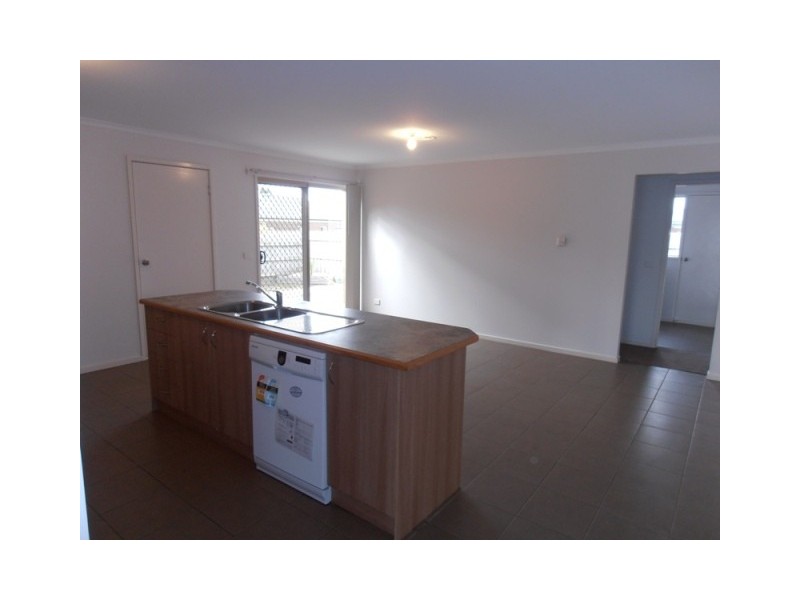 5 Esta Court, Carrum Downs VIC 3201