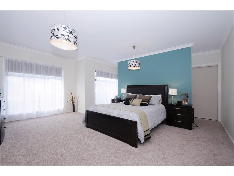 19 Malua Circuit, Sandhurst VIC 3977