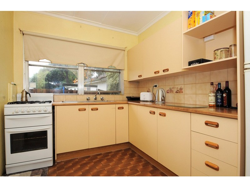 2 Longleaf Street, Frankston North VIC 3200