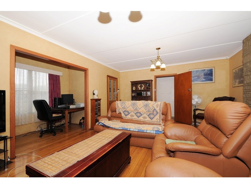 2 Longleaf Street, Frankston North VIC 3200