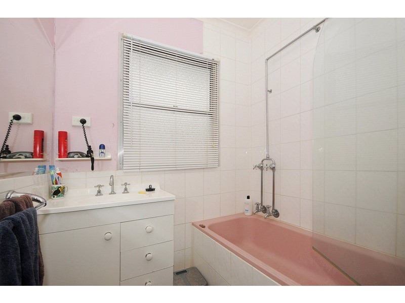 2 Longleaf Street, Frankston North VIC 3200