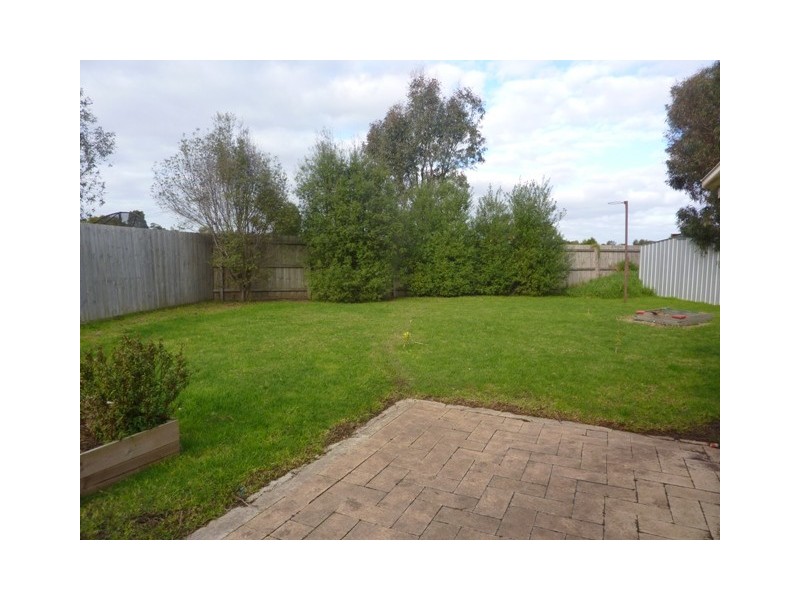 12 Strathearn Court, Carrum Downs VIC 3201