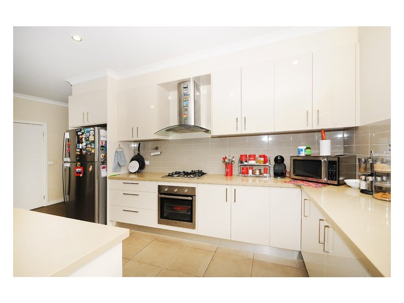 4 Paradise Way, Skye VIC 3977