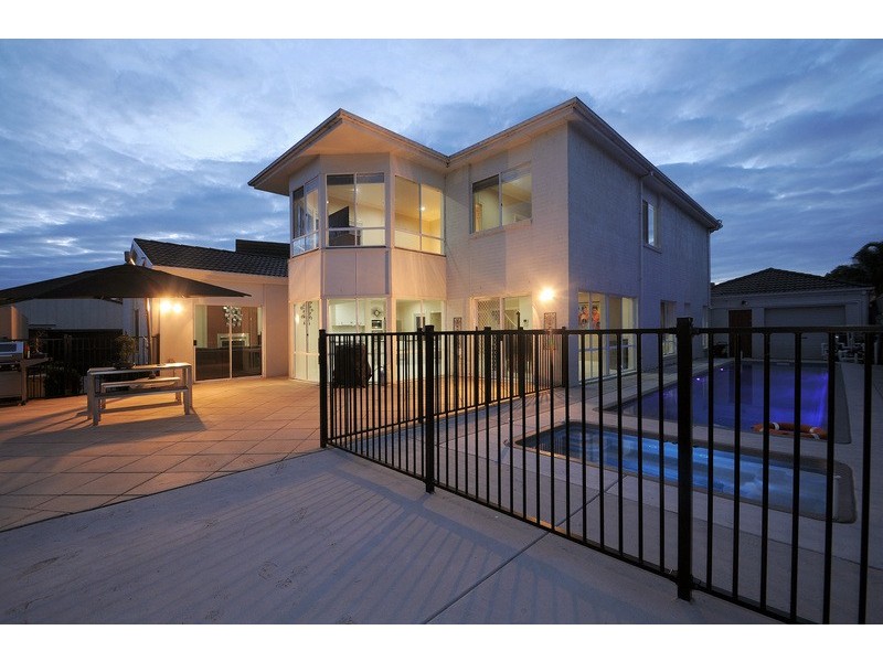 11 Cocos Court, Patterson Lakes VIC 3197