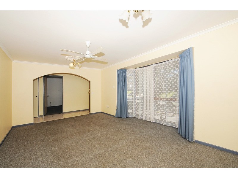 8 Currawong Drive, Carrum Downs VIC 3201