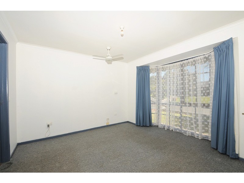 8 Currawong Drive, Carrum Downs VIC 3201