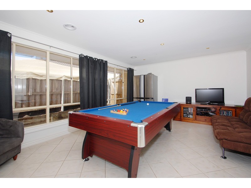 7 Helm Court, Carrum Downs VIC 3201