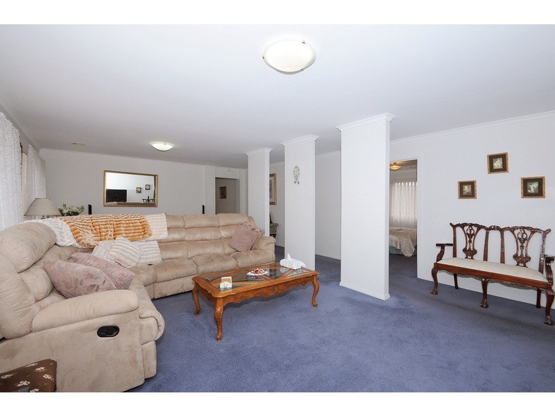 7 Andrea Claire Court, Skye VIC 3977