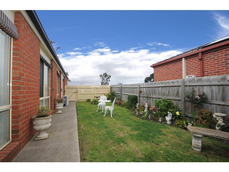 7 Andrea Claire Court, Skye VIC 3977